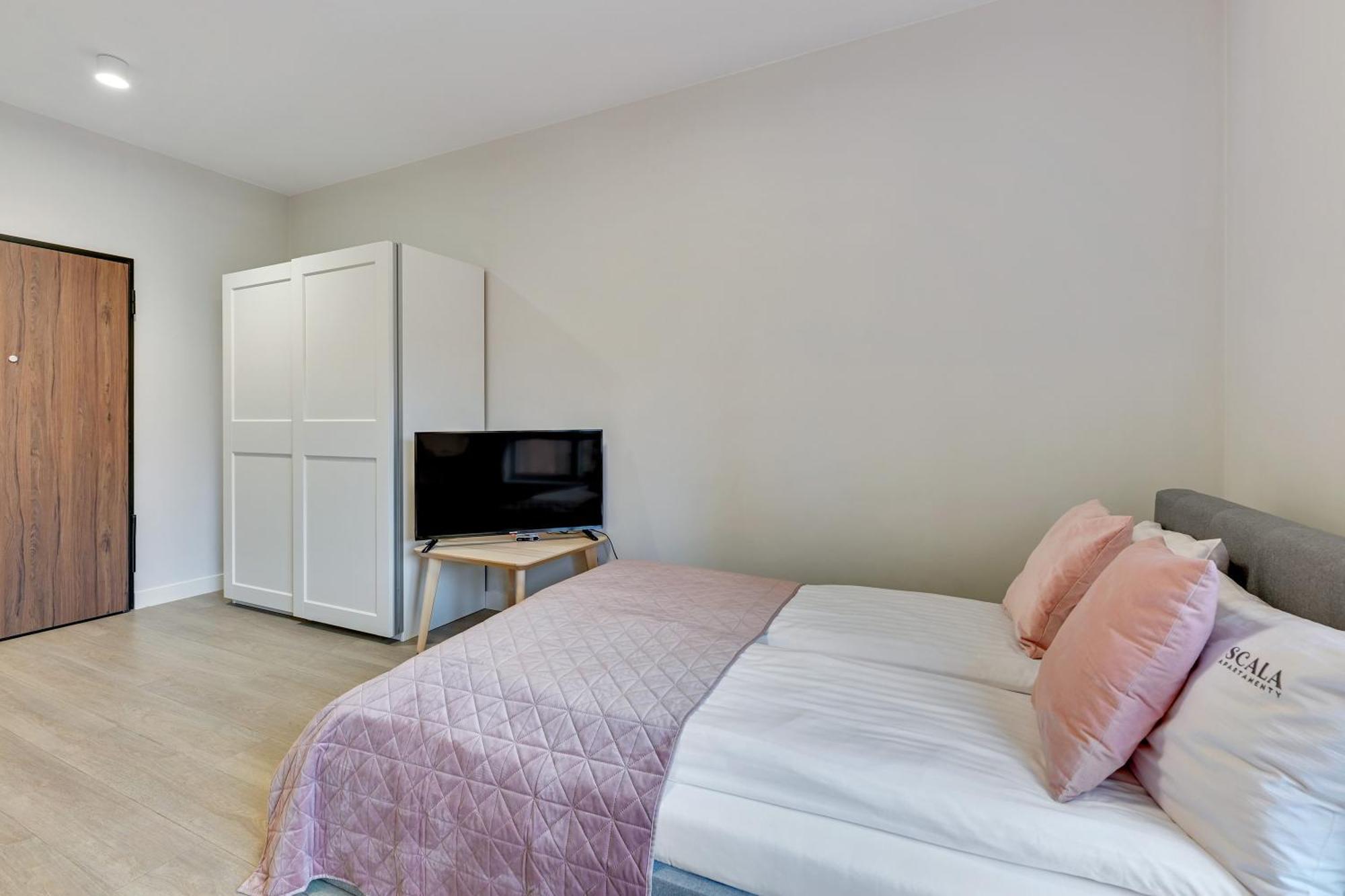 Scala Apartamenty By Moderna Profit- Lakowa 60C กดัญสก์ ภายนอก รูปภาพ