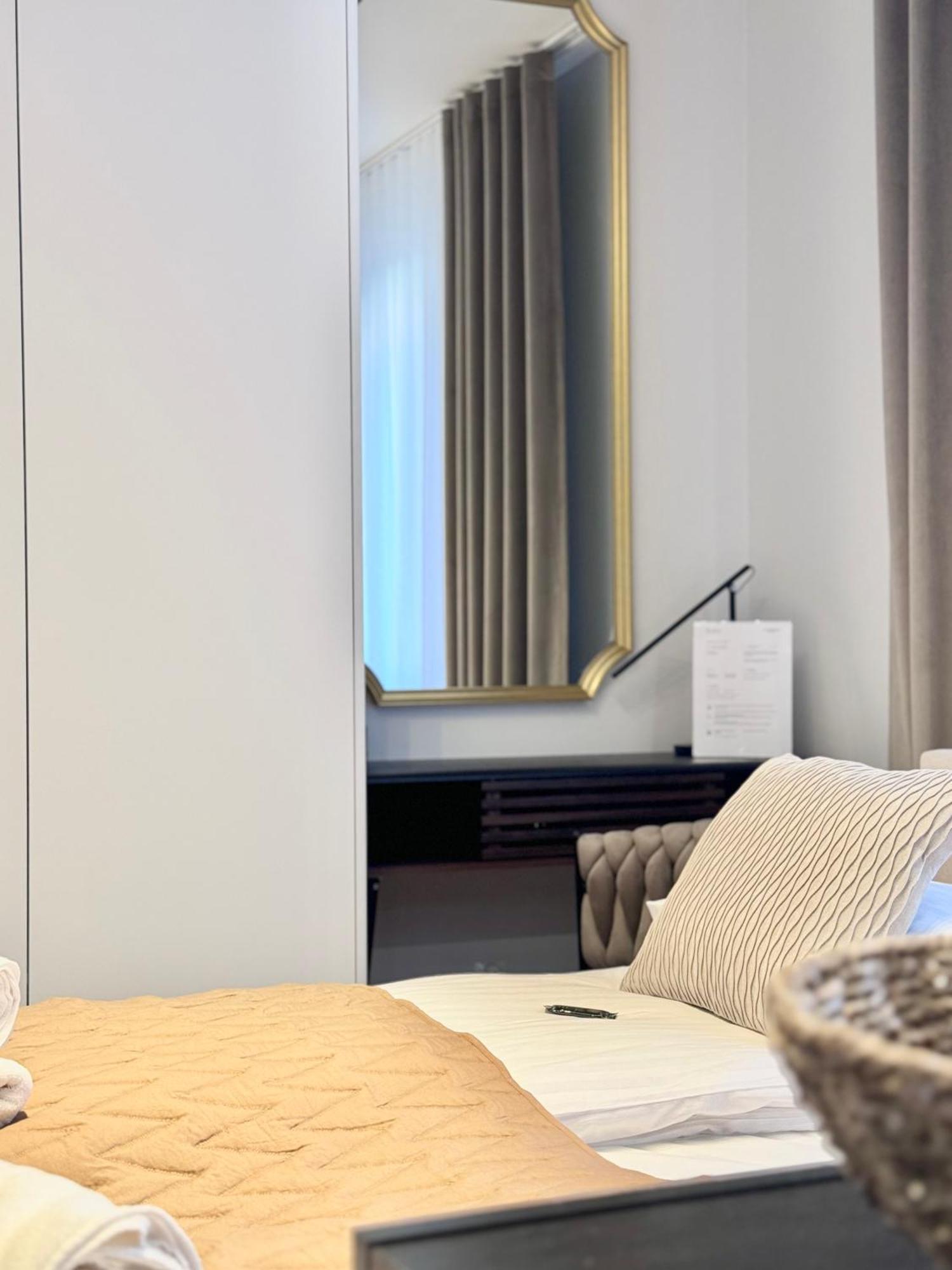 Scala Apartamenty By Moderna Profit- Lakowa 60C กดัญสก์ ภายนอก รูปภาพ