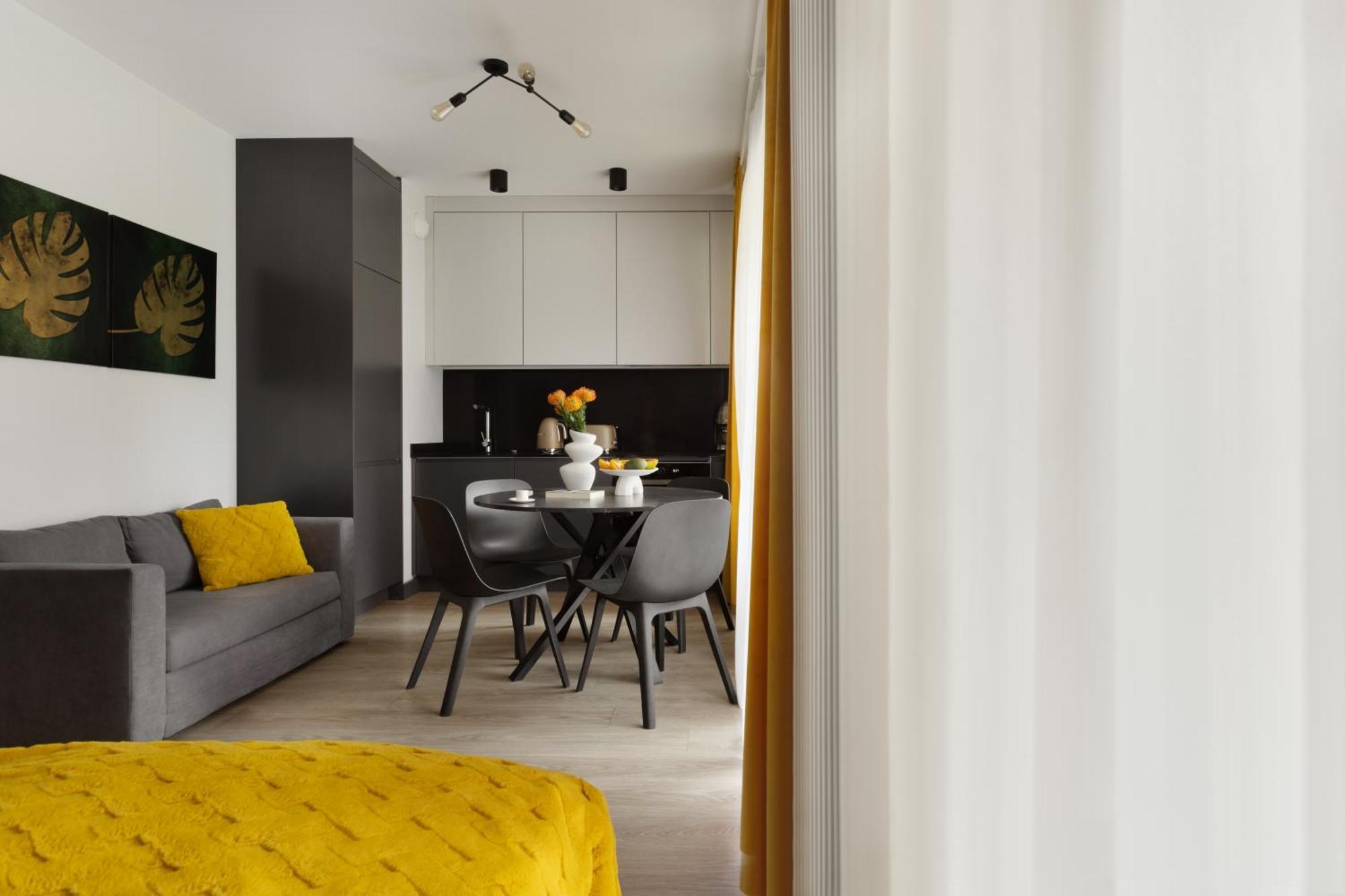 Scala Apartamenty By Moderna Profit- Lakowa 60C กดัญสก์ ภายนอก รูปภาพ